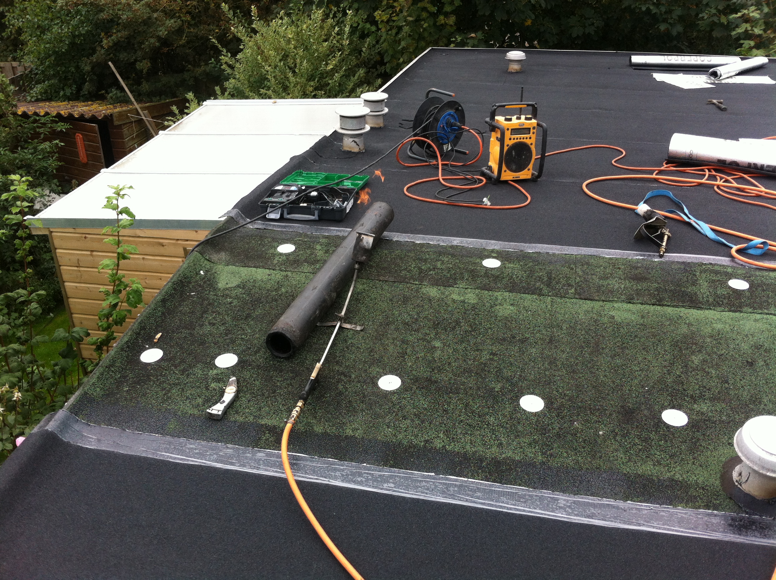 Dak vernieuwd stacaravan 